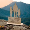 Ξύλινο σταντ μπαμπάς και κόρη | Δώρο με αφιέρωση στον πατέρα | woodncraft.gr