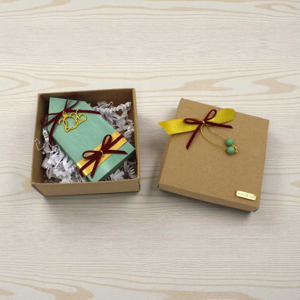 Χειροποίητο Κρεμαστό Γούρι με Χριστουγεννιάτικο μοτίβο και ρόδια| Ξύλινα δώρα Woodncraft