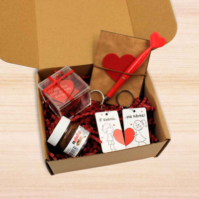 Gift Box Αγάπης με Υποσχέσεις & Λόγους Καρδιάς