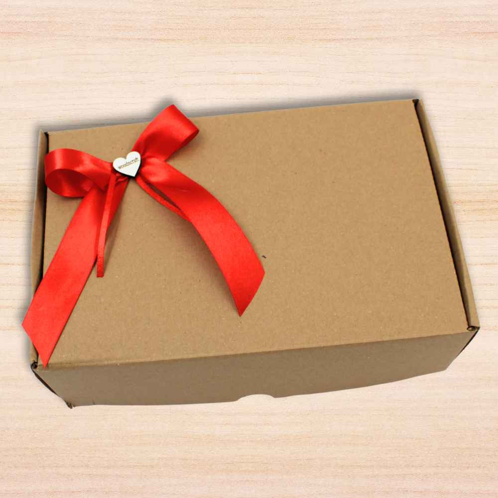 Gift Box - Ρομαντικό Σετ Δώρου με Σκίτσο Ζευγαριού