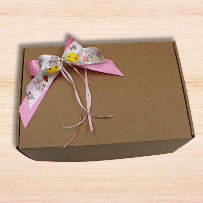 Ρομαντικό Πασχαλινό Gift Box με Τριαντάφυλλα