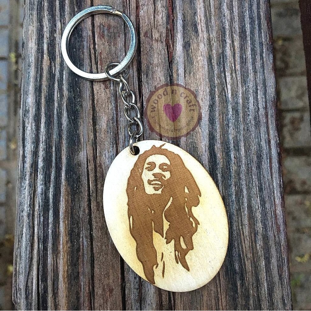 Ξύλινο μπρελόκ Bob Marley